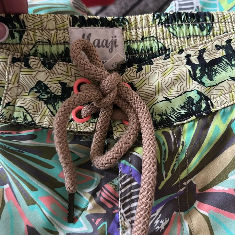 Maaji Tropical Green Patterned with Rino’s on Waistband Men's Swim Shorts Size M